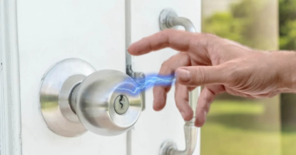 จับแล้วช็อต! คนผิวแห้งเกิดง่าย หมอแล็บฯ เผยวิธีป้องกันไฟฟ้าสถิตในช่วงหน้าหนาว