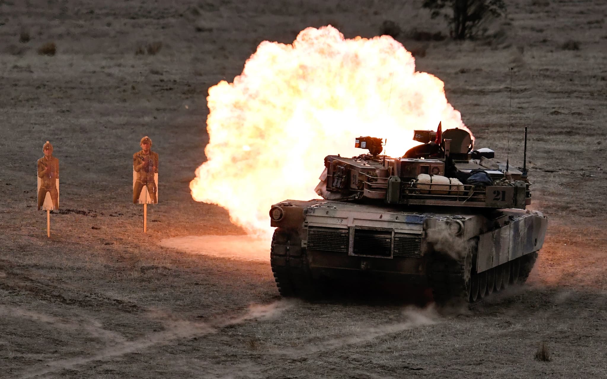 รถถัง ออสเตรเลีย ซ้อมรบ สงคราม