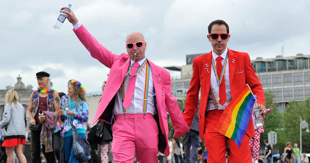 อธิบาย พ.ร.บ.คู่ชีวิต vs สมรสเท่าเทียม ดราม่าสำคัญที่จะมีผลต่อชีวิตของกลุ่ม LGBT