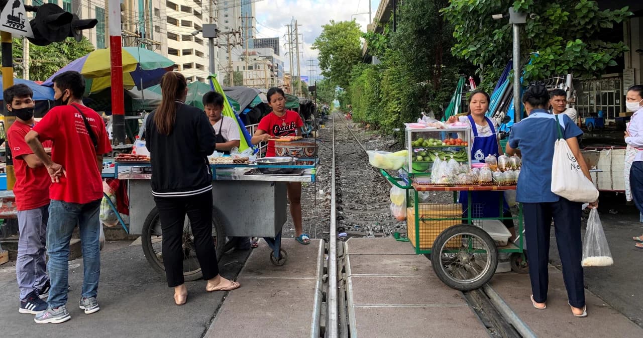 ธนาคารโลกประเมินเศรษฐกิจไทย ถดถอยหนักที่สุดในอาเซียน