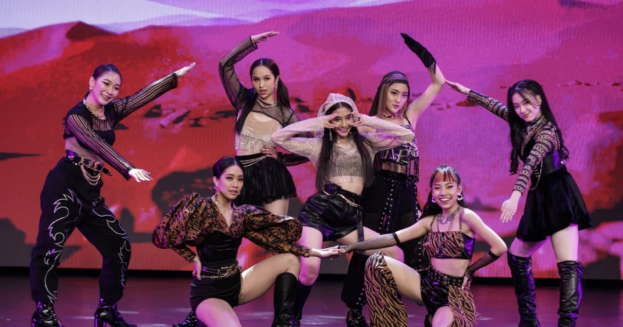 ‘4EVE’ Debut Stage เปิดตัวซิงเกิลแรกสะกดสายตา ‘Ooh La La’