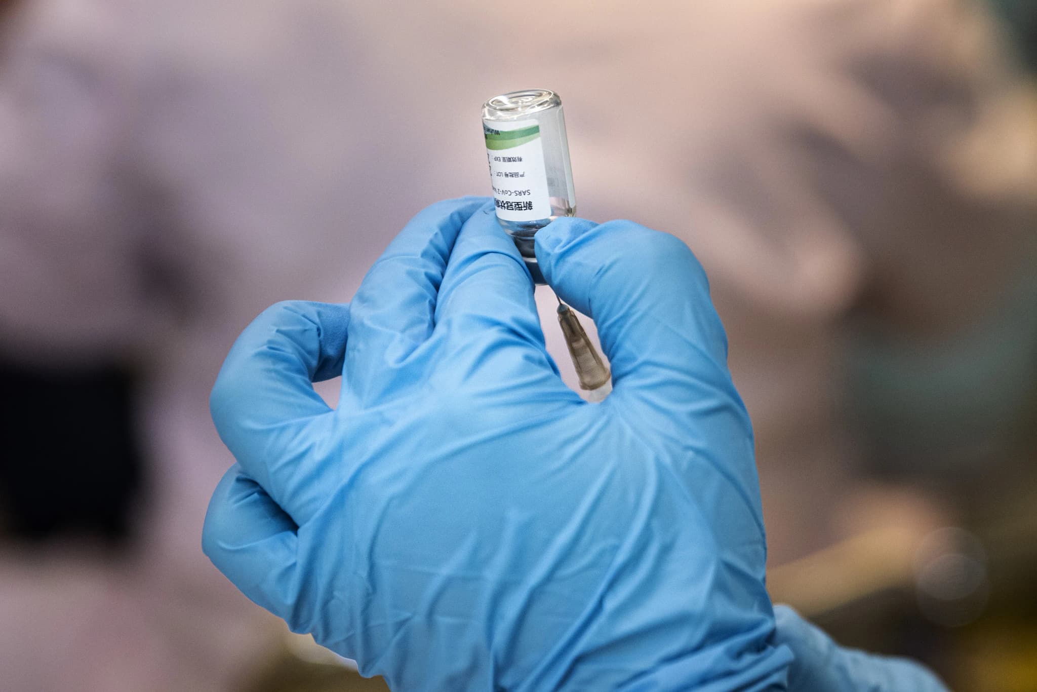 จีนอนุมัติใช้ ‘ซิโนแวค-ซิโนฟาร์ม’ ในเด็กอายุ 3-17 ปี เป็นกรณีฉุกเฉิน