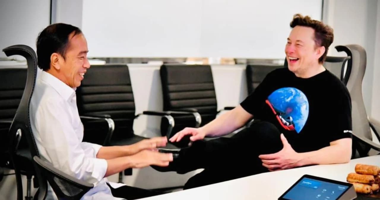 ‘โจโควี’ ผู้นำอินโดนีเซียพบ ‘อีลอน มัสก์’ หลังประชุมอาเซียน-สหรัฐฯ เจรจา ‘เทสลา’ ตั้งโรงงานแบตเตอรี่