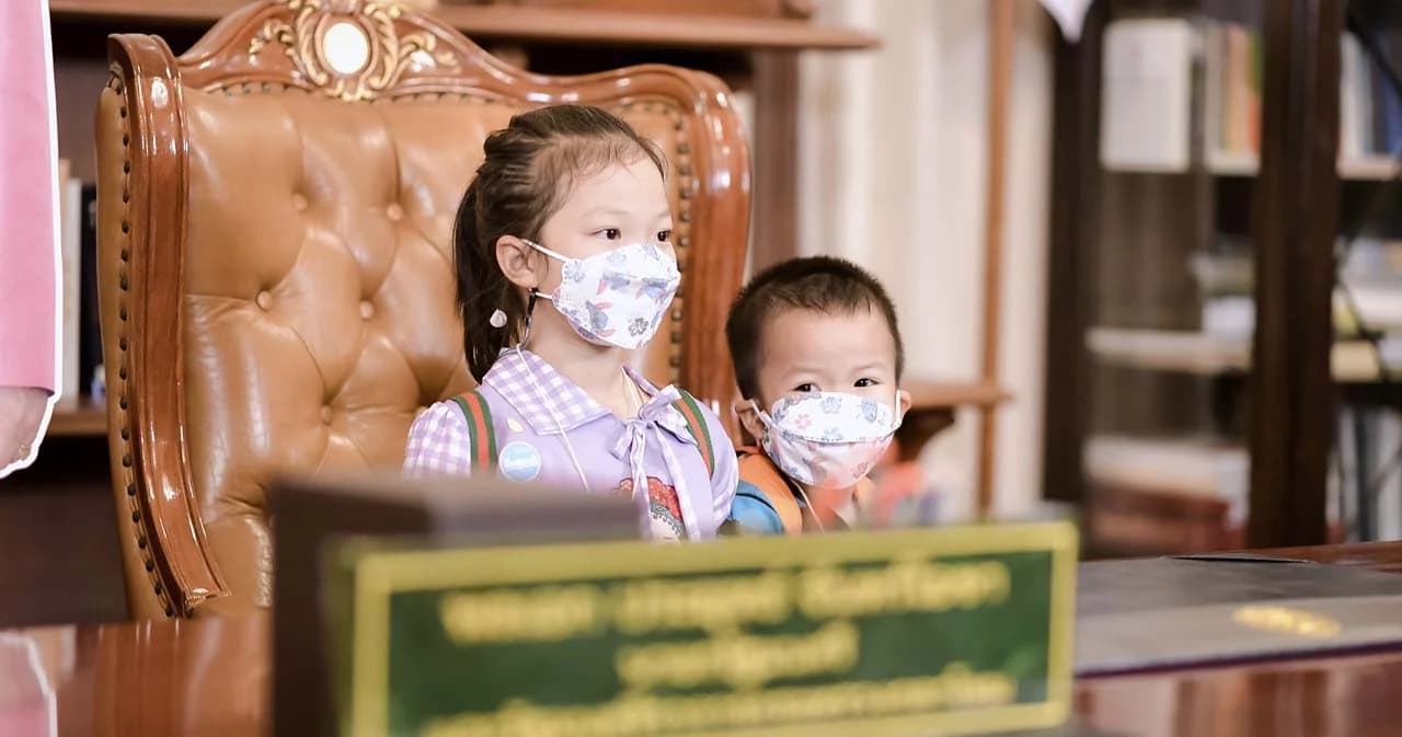 ตื่นตี 5 ประเดิมนั่งเก้าอี้นายกฯ งานวันเด็กทำเนียบฯ ‘พล.อ.ประยุทธ์’ โพสต์ฝากถึงเด็กๆ