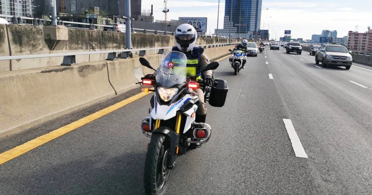 เปิดเกณฑ์ ใช้ ‘รถตำรวจนำขบวน’ ใครสามารถใช้ได้บ้าง