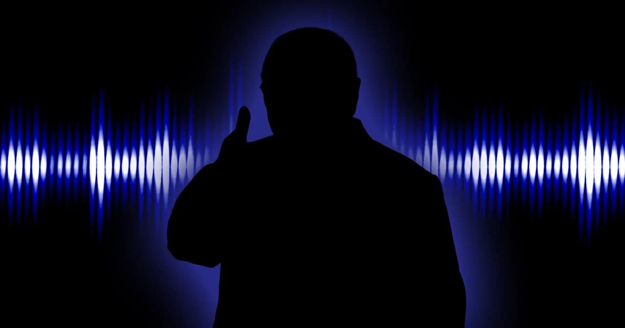 สรุปดราม่า "คลิปลุง" สะเทือนการเมืองไทย