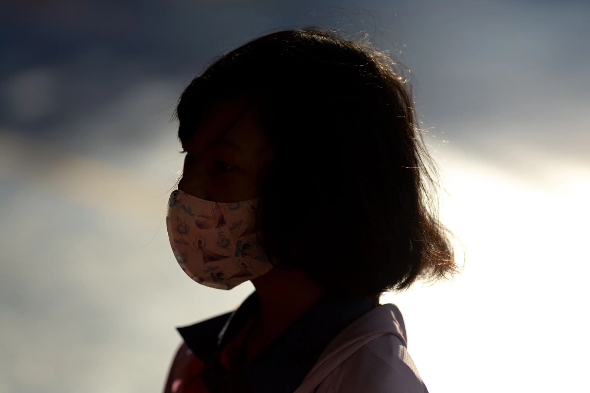 สนามเด็กเล่นและสระว่ายน้ำในฝัน ของเด็กชายในห้องปลอดฝุ่น ที่ภาวนาให้ PM2.5 หายไปสักที