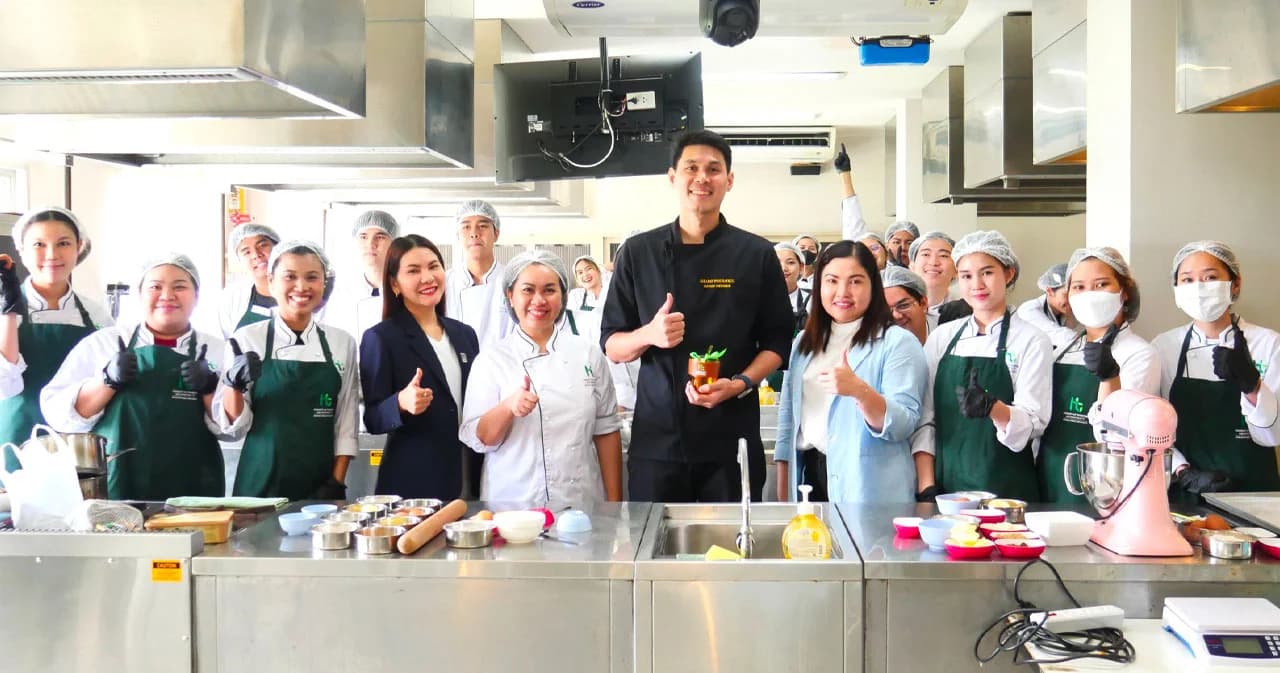 คณะการท่องเที่ยวฯ DPU ดึงเชฟดังสร้างแรงบันดาลใจให้กับ นศ. ตั้งเป้าปั้นนักบริการรุ่นใหม่