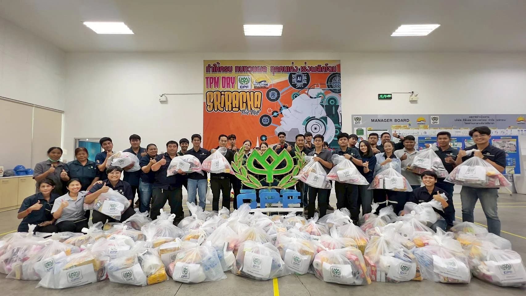 ชาว CPF ฝ่าน้ำช่วยพี่น้องชาวใต้ มุ่งภารกิจช่วยเหลือเชิงรุุก