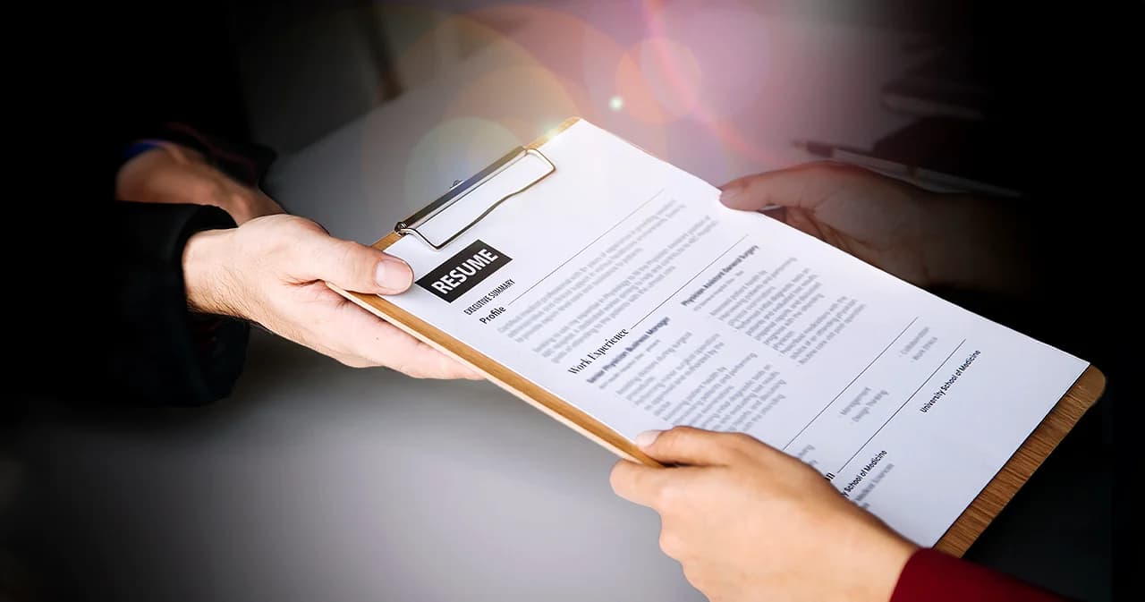 สำรวจนายจ้าง 90% ต้องการคนมีสกิลมากกว่าเกรด ใช้ภาษาอังกฤษดี เข้าใจ AI